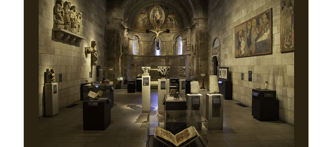 Gallery view: Spain, 1000–1200: Art at the Frontiers of Faith. Installation, Fuentidueña Chapel Gallery, The Met Cloisters. Photographer: Andrew Winslow 